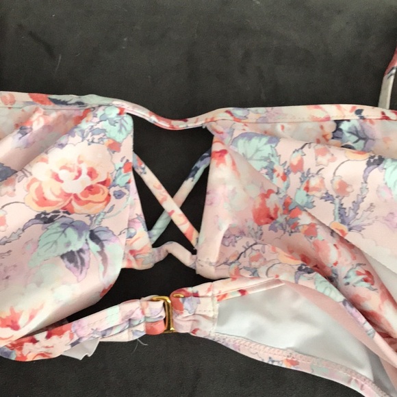 Bikini​ - Picture 5 of 6